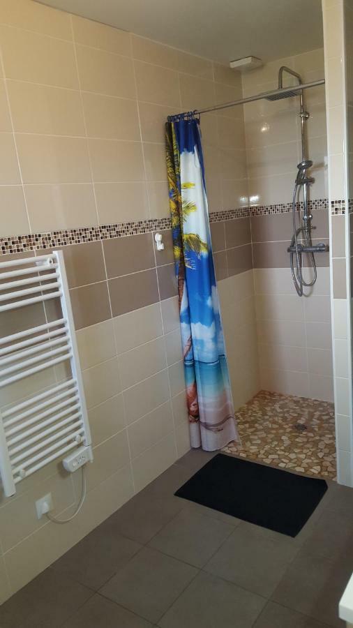 2 Vraies Chambres Privees Au Calme Dans Villa De Campagne Plain-Pied 105M2 Avec Piscine A Montfaucon Montfaucon  Exteriör bild